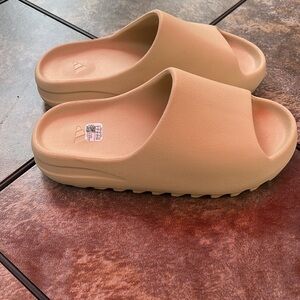 Bone color Yeezy slides